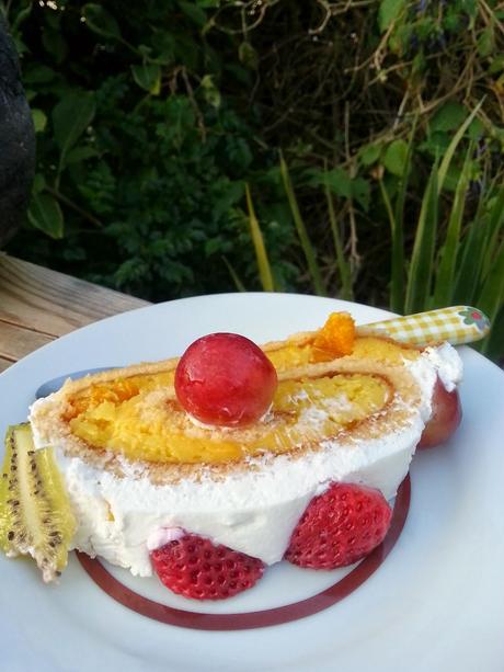 BRAZO GITANO RELLENO DE CREMA DE NARANJA