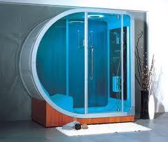 Lindos baños con duchas modernas