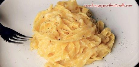 Fettuccine Alfredo: receta de pasta con parmesano y mantequilla