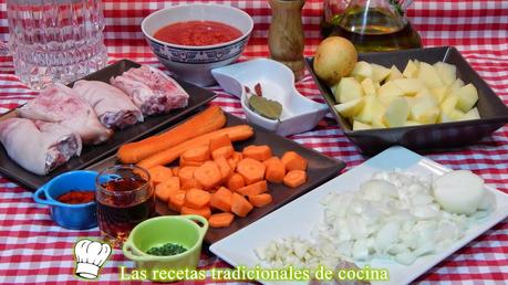 Receta fácil de manitas de cerdo estofadas
