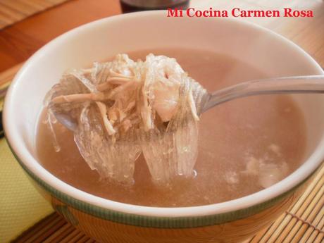 SOPA DE FIDEOS PARA CRUZAR EL PUENTE ((Mixián Guóquiào)