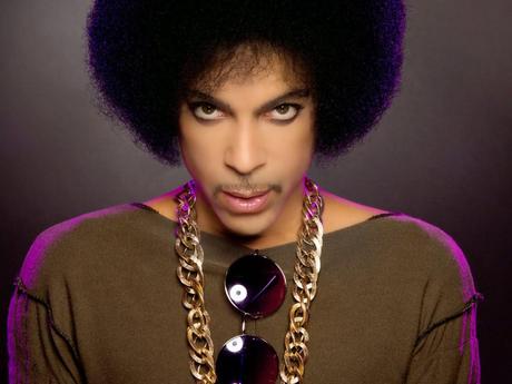 Prince vuelve a Warner y tiene grandes planes profesionales