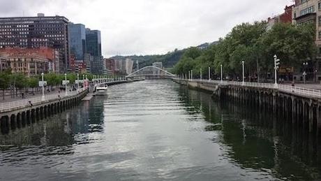 Paseando por la ría de Bilbao
