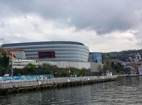 Paseando por la ría de Bilbao