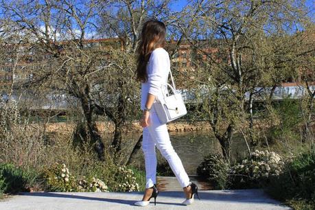 Image and video hosting by TinyPic