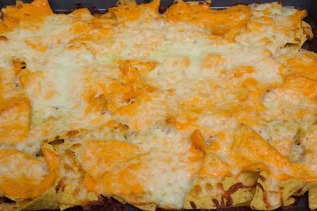 Noche mejicana: nachos foster y fajitas de pollo