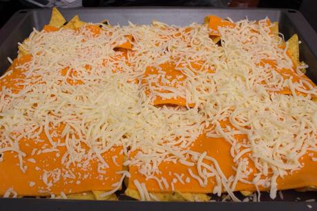 Noche mejicana: nachos foster y fajitas de pollo