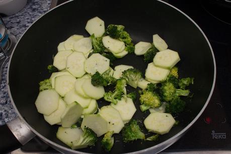 Alitas picantes a la miel y premio conóceme