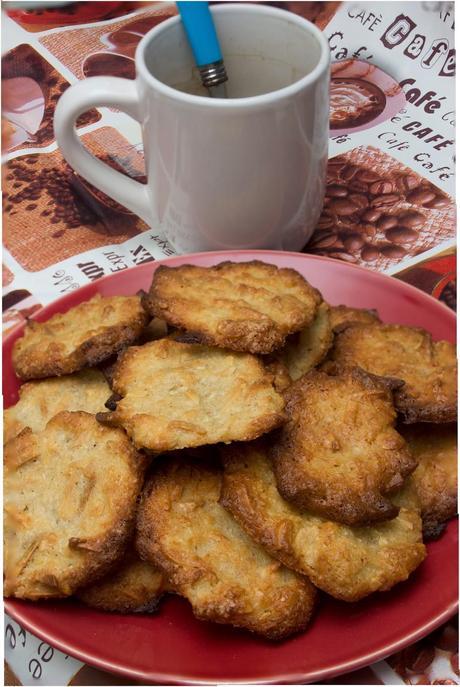 Galletas ecológicas de almendras, manzana y coco Galletas ecológicas de almendras, manzana y coco