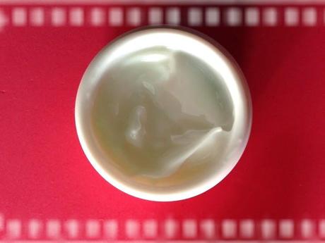 M.A.C Mineralize Eye crem