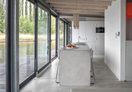 Casa Bote Estilo Minimalista en Berlin