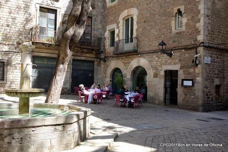 PASEO POR CIUTAT VELLA (II). LOS CÓDIGOS QR LLEGAN AL CALL