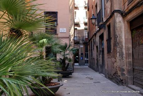 PASEO POR CIUTAT VELLA (II). LOS CÓDIGOS QR LLEGAN AL CALL