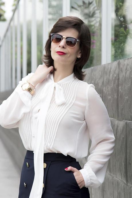 Mis Looks - Una blusa blanca con estilo