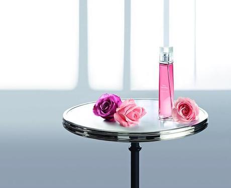 Very_Irrésistible_L'eau_en_rose_GIVENCHY_01