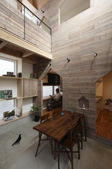 7 hazukashi house