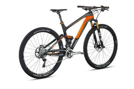 El modelo Scarp con las mejores especificaciones tecnológicos en un cuadro de doble suspensión. 