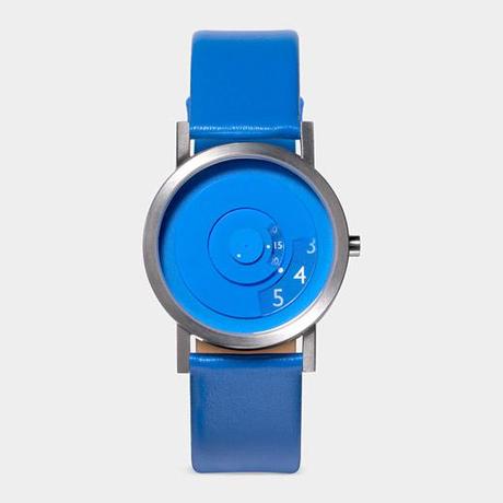 moma_Blue_Reveal_Watch