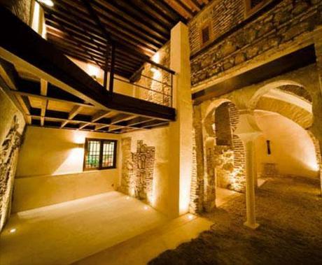 Sótanos Islámicos del Cardenal Cisneros: Las manos de Fátima o Hamsa