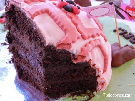 TARTA DE CHOCOLATE INTENSO CAMUFLADA DE TORTUGA