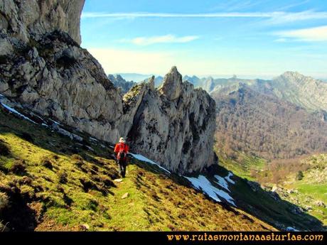 Ruta al Campigüeños y Carasca: Camino al bosque Porupintu
