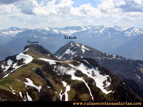 Ruta al Campigüeños y Carasca: Vista de la Carasca y la Senda