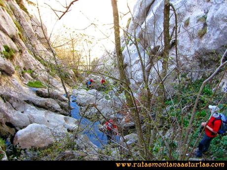 Ruta al Campigüeños y Carasca: Último tramo de la  Foz de Melordaña