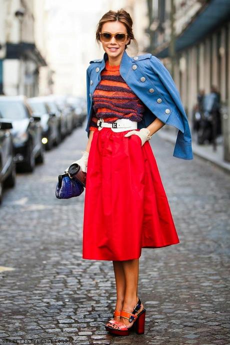 UN LOOK PARA CADA DIA DE LA SEMANA (VI) .-