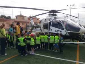 Helicóptero de la Guardia Civil en Tomares 