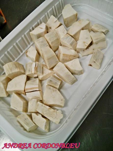 ANTIGUA Y BARBUDA - BUÑUELOS DE YUCA. SIN GLUTEN. ANDREA POR EL MUNDO.