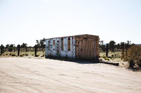 Road_trip-route_66-California-travels-Guide-Collage_Vintage-Mango_Outfit-47