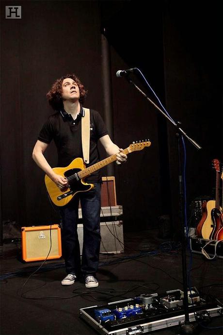 JULIO CABLE PRESENTA SU DISCO CANCIONES EN EL GARAJE