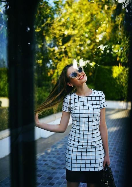 BLACK AND WHITE FOR SPRING BLACK AND WHITE FOR SPRING