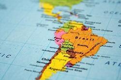Latinoamérica, menos católica y más evangélica