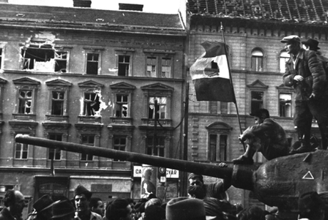 Un poco de historia (III)