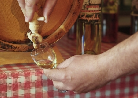 La UE y el pálinka, nueva polémica