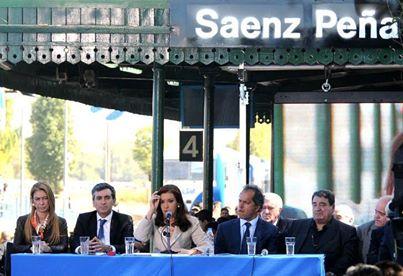 Foto: Cristina se comparó con una locomotora a la que ponen 