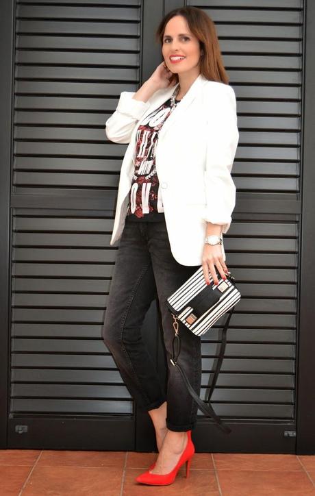 WHITE BLAZER LOOK