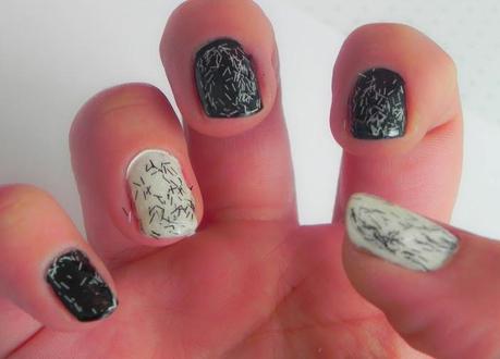 Esmaltes efecto pluma de ÜNT y cómo combinar tus toppers.