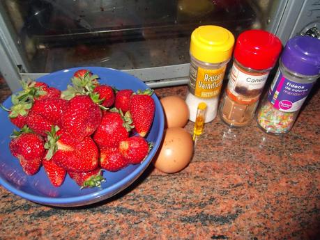 FRESAS CON MERENGUE: Reto alfabeto dulce