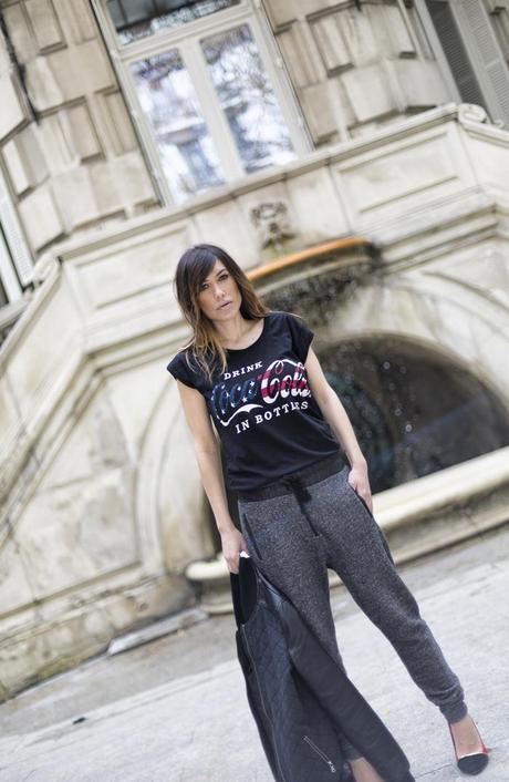 street style barbara crespo casa de america madrid C&A coca cola tshirt outfit fashion blogger blog de moda