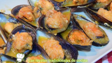 Mejillones o choros con salsa Americana