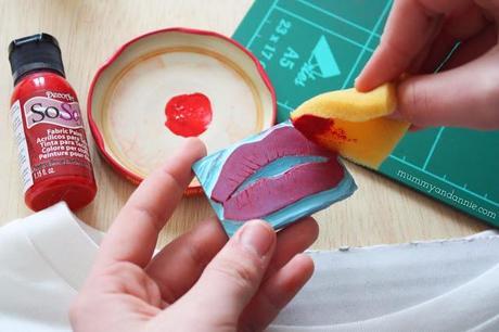 DIY ESTAMPADO BESOS