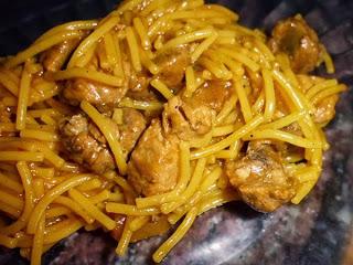 fideua con carne