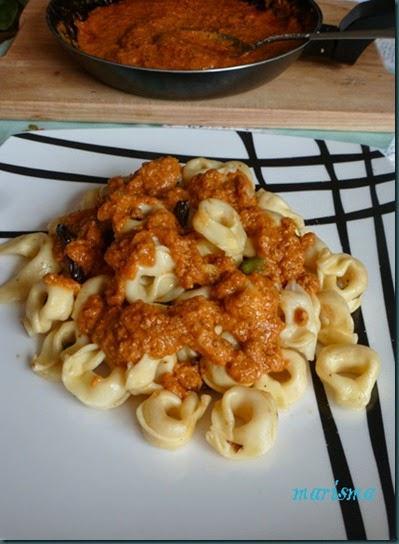 tortellini al queso con salsa falso pesto rojo6 copia