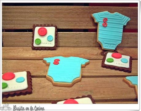 El bautizo de Samuel, Parte II: Tarta Botones y otros dulces