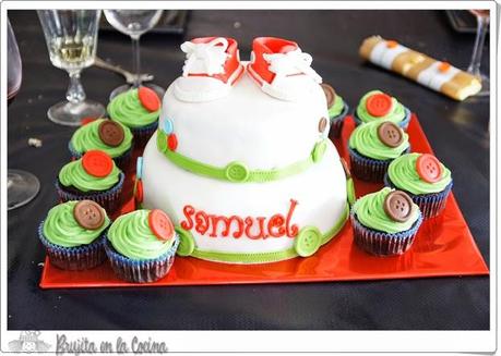 El bautizo de Samuel, Parte II: Tarta Botones y otros dulces
