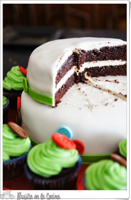 El bautizo de Samuel, Parte II: Tarta Botones y otros dulces