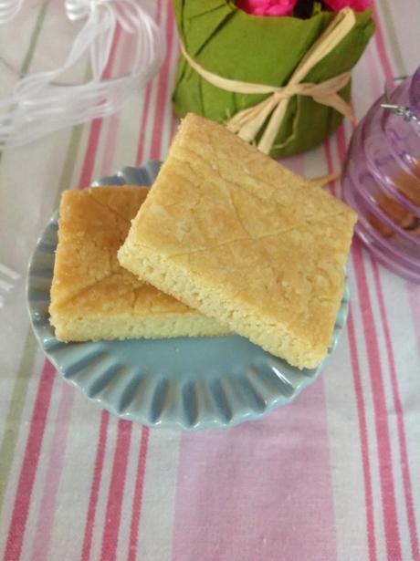 SHORTBREAD CLÁSICO DE DONNA HAY. LEMBAS PARA UN CUMPLE DE EL SEÑOR DE LOS ANILLOS. GALLETAS PARA DECORAR SIN HUEVO.
