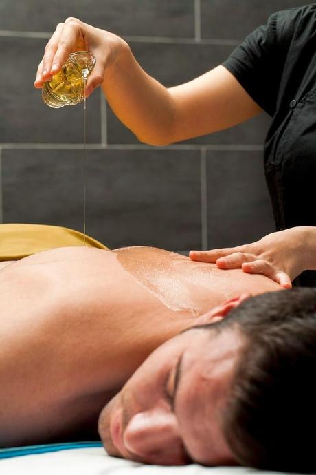 GERUNDA FUGA Un tratamiento de autor